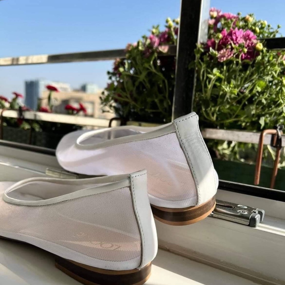 White Mesh Ballet Flats- LookieAtelier - Picture 4 of 6